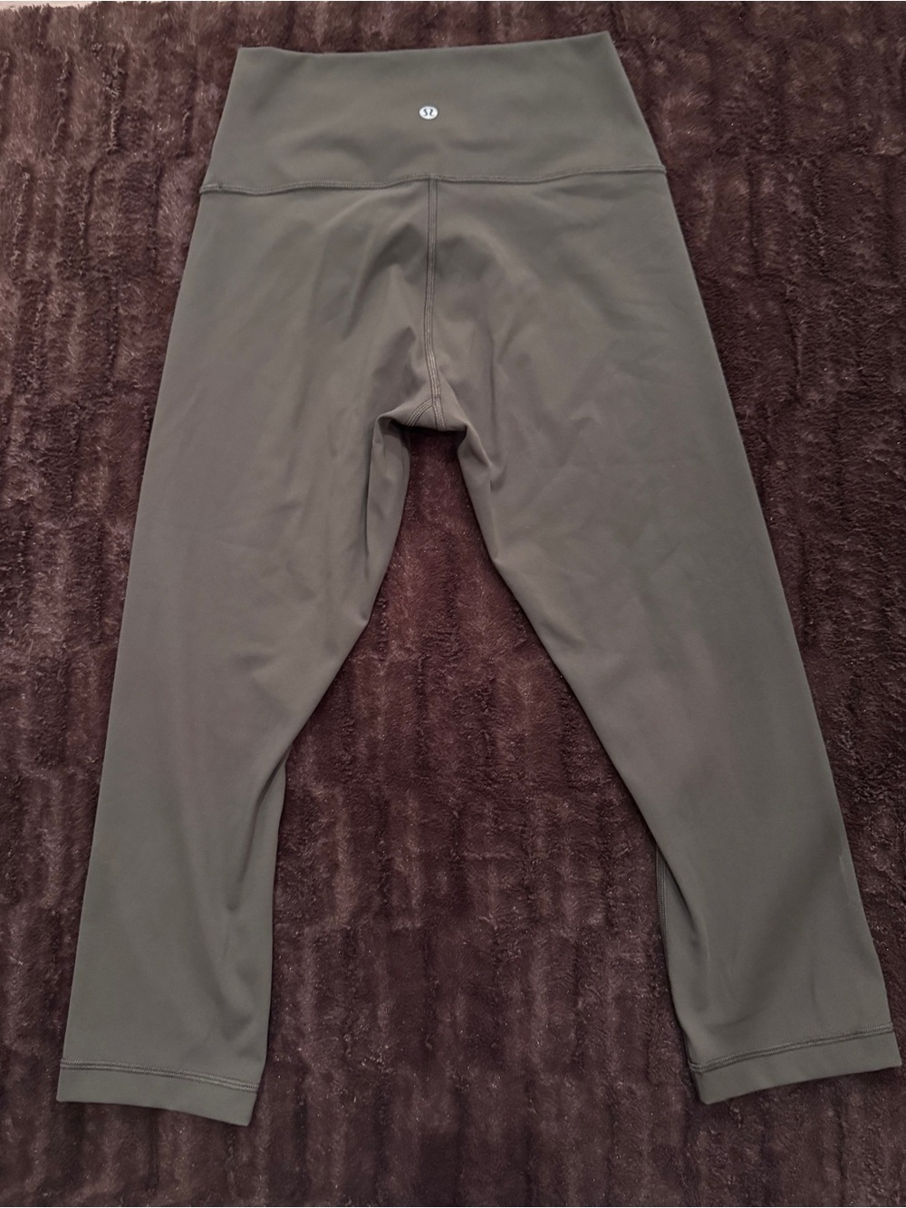 EUC lululemon athletica Olive Green High-Waist Cropped Leggings Size 8 - Picture 2 of 6